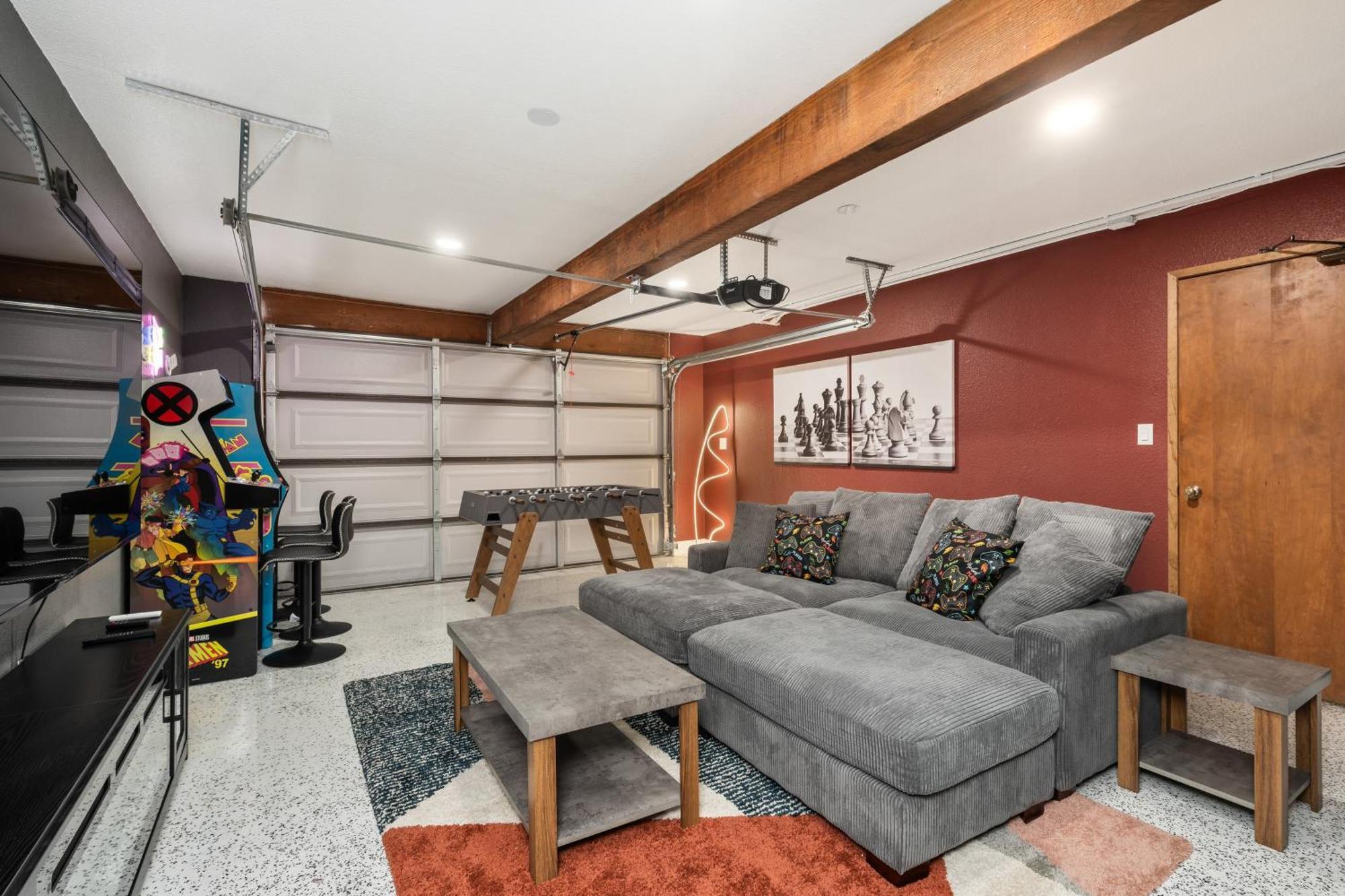 Sierra Mountain Escape - Brand New Spa/Game Room Holiday home *