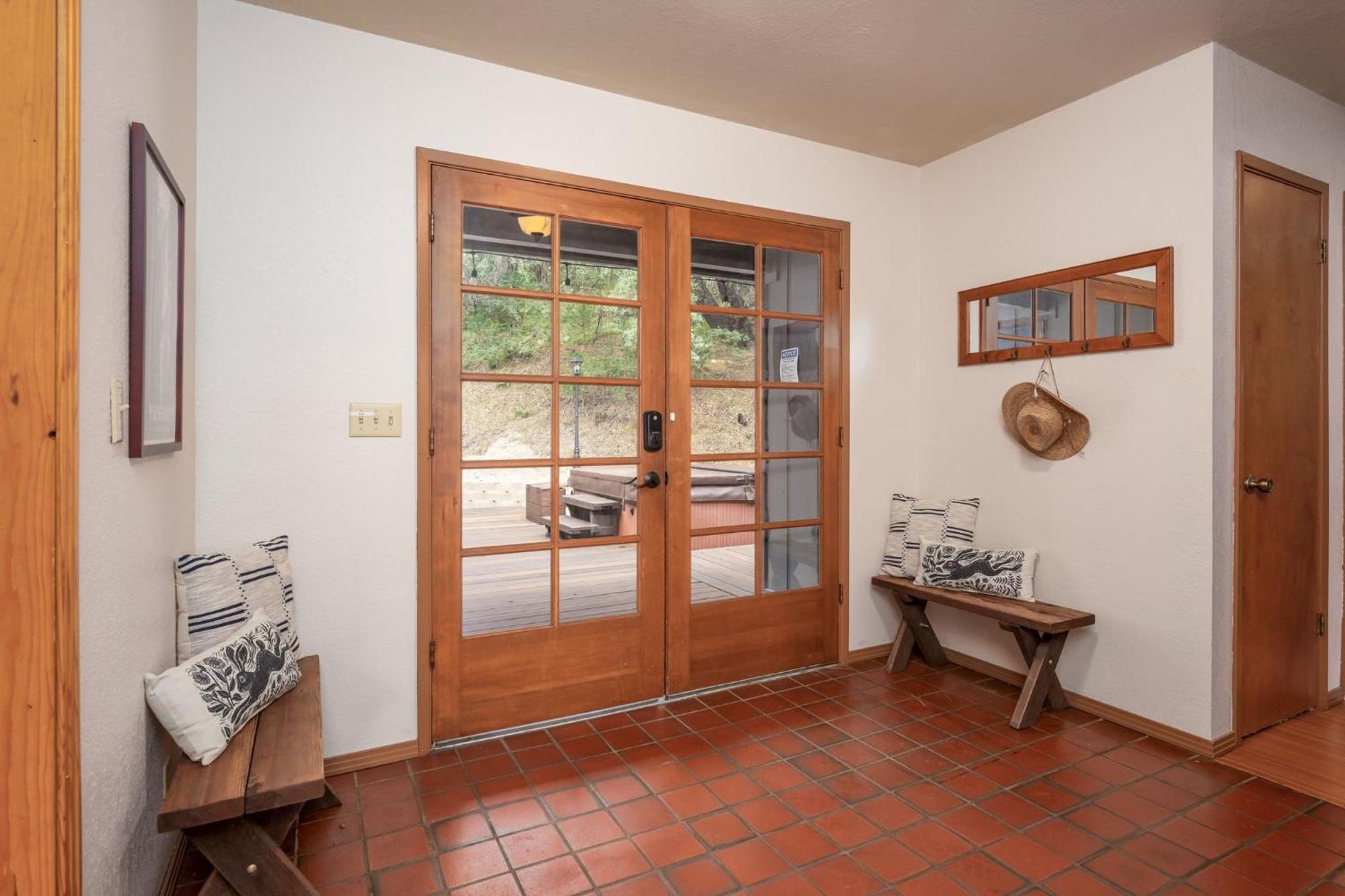 Holiday home Sierra Mountain Escape - Brand New Spa/Game Room Oakhurst